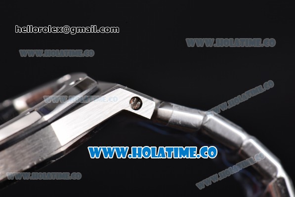 Audemars Piguet Royal Oak Swiss Quartz Steel Case/Bracelet with Black Dial and White Stick Markers - Click Image to Close